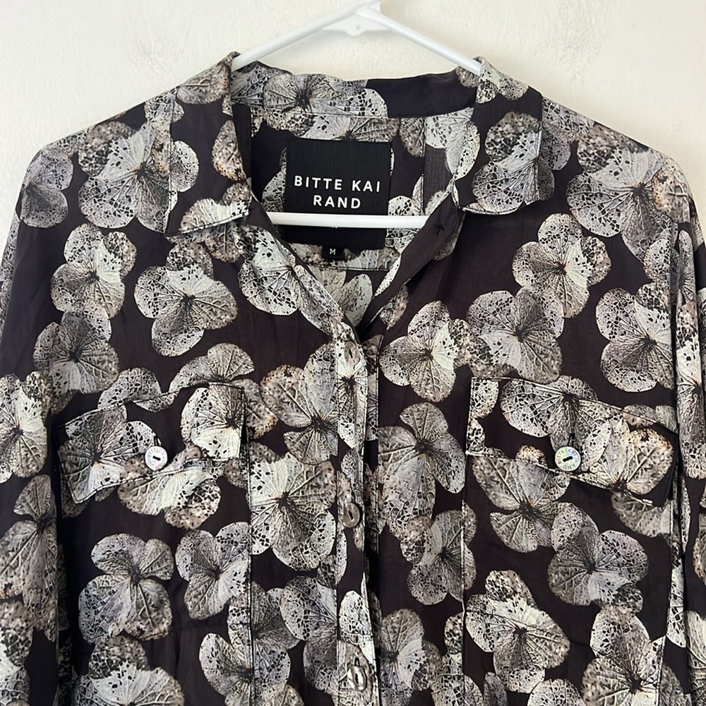 BITTE KAI RAND 1981 Longsleeve Button Down Shirt Size Medium Viscose Leaf Print